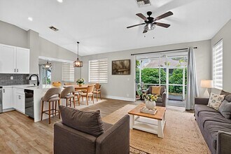 851 NW 42nd Pl in Pompano Beach, FL - Building Photo - Building Photo