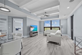 9115 Strada Pl in Naples, FL - Building Photo - Building Photo