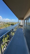 2115 Ala Wai Blvd in Honolulu, HI - Building Photo - Building Photo