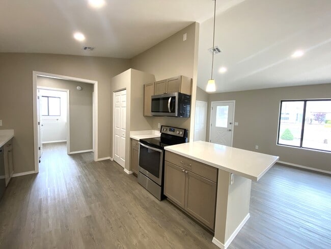 7960 E Buena Vista Dr in Prescott Valley, AZ - Foto de edificio - Building Photo