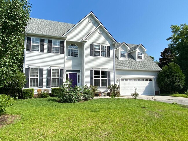 300 Dockside Dr in Jacksonville, NC - Building Photo - Building Photo