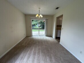 903 Malibu Dr in Hinesville, GA - Building Photo - Building Photo