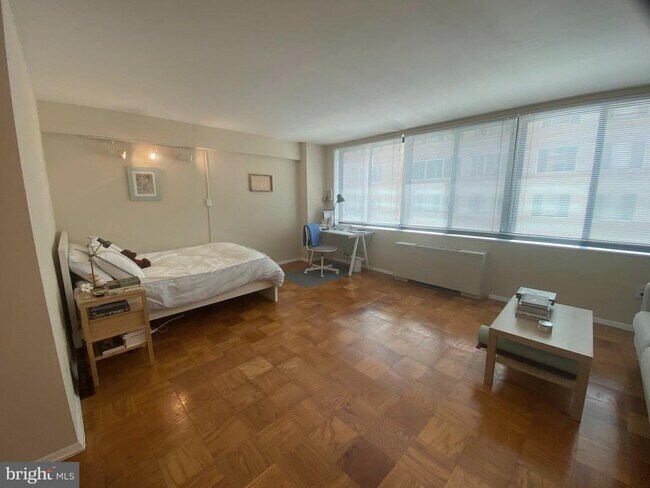 property at 2030 F St NW