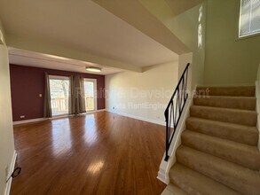 140 Leslie Ln in Bolingbrook, IL - Building Photo - Building Photo