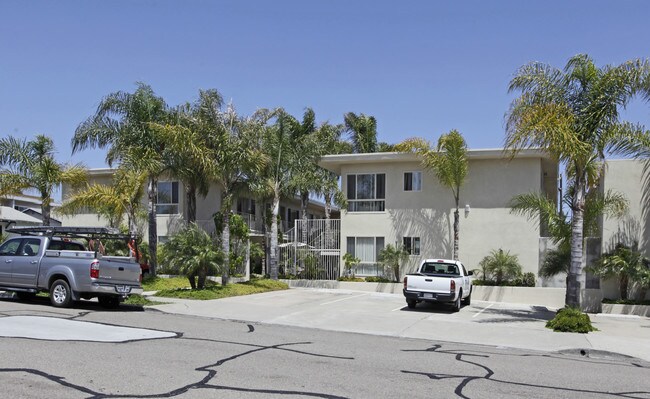 3943-3955 Arizona St in San Diego, CA - Building Photo - Building Photo