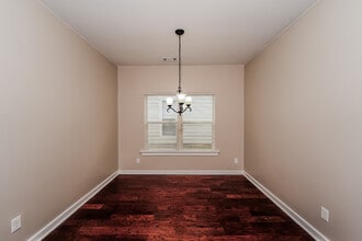 245 Hathaway Ln in Odenville, AL - Building Photo - Building Photo