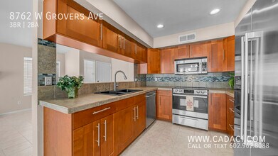 8762 W Grovers Ave in Peoria, AZ - Building Photo - Building Photo