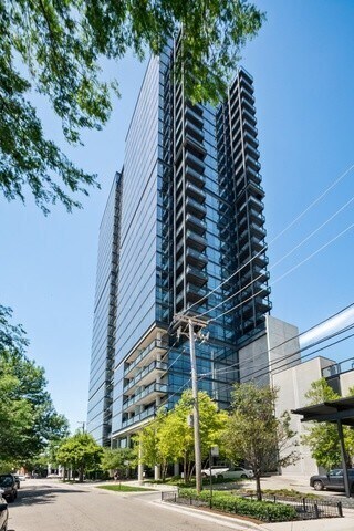 860 W Blackhawk St, Unit 01006 in Chicago, IL - Foto de edificio