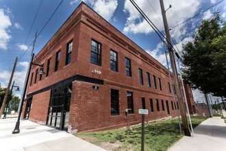 Old Town Lofts in Kansas City, MO - Foto de edificio - Building Photo