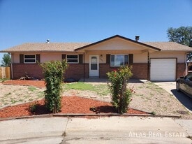 10290 Benton St in Westminster, CO - Building Photo