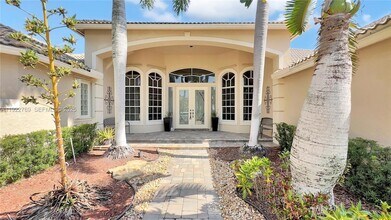 2530 Monterey Ct in Weston, FL - Building Photo - Building Photo