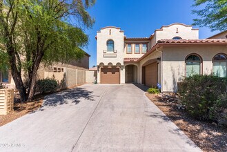 7925 S 52nd Dr in Phoenix, AZ - Building Photo - Building Photo