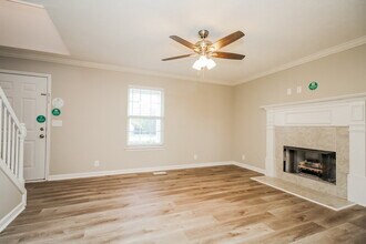 1729 Cason Trail in Murfreesboro, TN - Foto de edificio - Building Photo