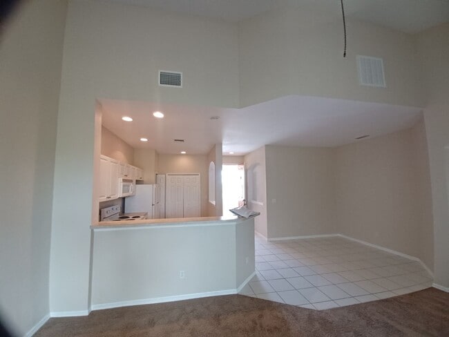 4255 Liron Ave, Unit 1112 in Ft. Myers, FL - Building Photo - Building Photo