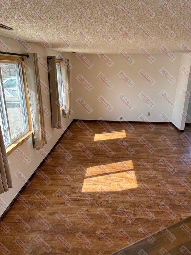 802 Greenway Dr in Gillette, WY - Building Photo - Building Photo