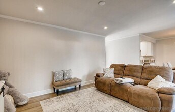 8520 Via Mallorca in San Diego, CA - Building Photo - Building Photo