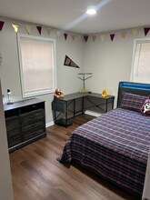 57-63 Iron St in Bloomsburg, PA - Foto de edificio - Building Photo