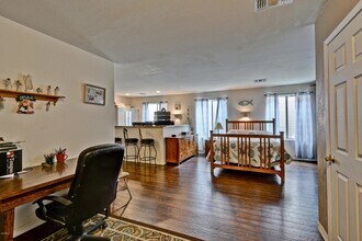 8617 W Carole Ln in Glendale, AZ - Building Photo - Building Photo
