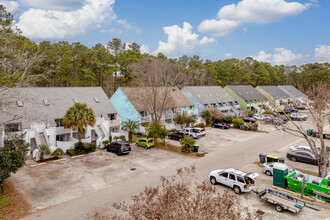 Cambridge Apartments in Garden City, SC - Building Photo - Building Photo