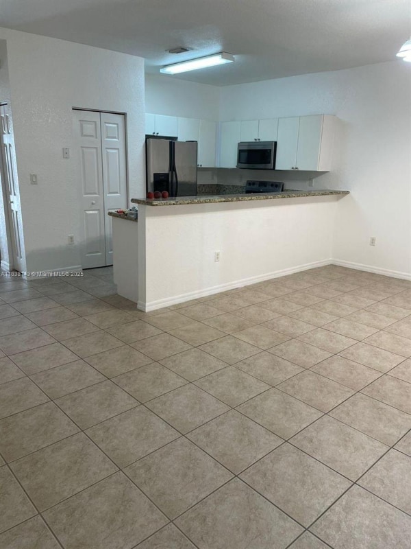 4911 SW 140th Terrace in Miramar, FL - Building Photo - Building Photo