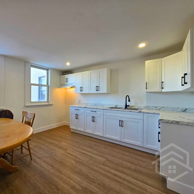 53 Talbot St E in Aylmer, ON - Building Photo - Building Photo