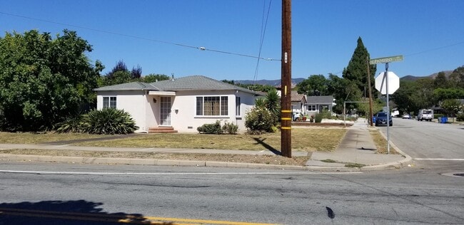 246 Chorro St in San Luis Obispo, CA - Building Photo - Building Photo