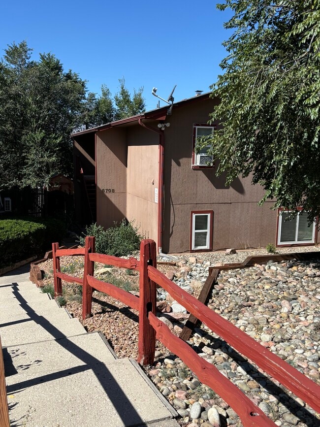 property at 6708 Dublin Loop W