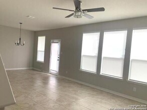 9862 Overlook Canyon in San Antonio, TX - Foto de edificio - Building Photo