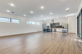 3388 Anchor Ct in Dallas, TX - Building Photo - Building Photo