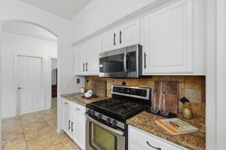 6843 S 26th St in Phoenix, AZ - Building Photo - Building Photo