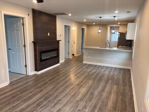 1008 Clary's Dr in Suffolk, VA - Building Photo - Building Photo