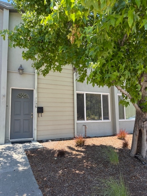 property at 1125 Laurel Ln