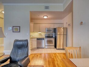 33 Maplewood Ave in Pittsfield, MA - Building Photo - Building Photo
