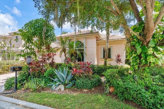 7081 Mallorca Crescent in Boca Raton, FL - Building Photo - Building Photo