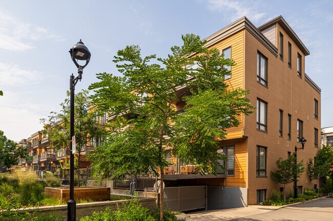 Mobilis Cartier in Montréal, QC - Building Photo - Building Photo