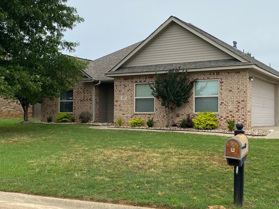 12 Copper Ridge Rd in Texarkana, TX - Foto de edificio