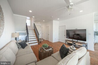 4066 Manayunk Ave in Philadelphia, PA - Building Photo - Building Photo