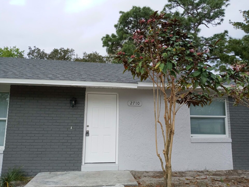 2710 Adela Ave in Orlando, FL - Building Photo