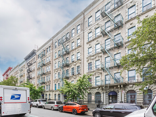 212 W 140th St in New York, NY - Building Photo - Building Photo