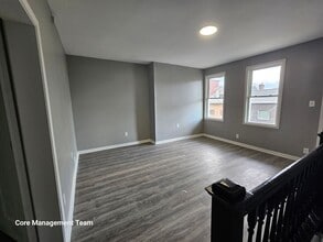 2624 Stella St in Pittsburgh, PA - Building Photo - Building Photo
