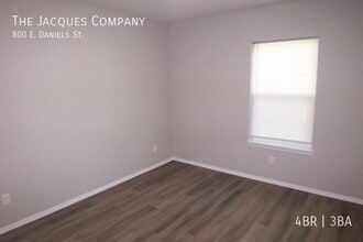 800 E Daniels St in Ozark, MO - Building Photo - Building Photo