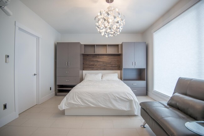 property at 1174A Spadina Crescent E