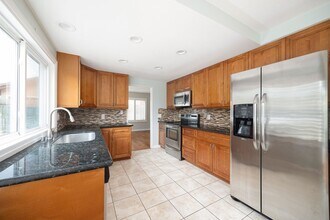 732 Point Sur in Oceanside, CA - Building Photo - Building Photo