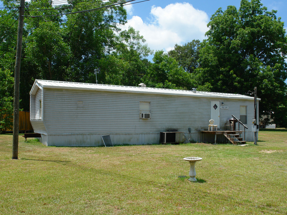 5901 Carroll Rd in Milton, FL - Building Photo