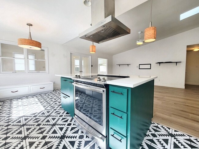 property at 3415 Ambleside Dr
