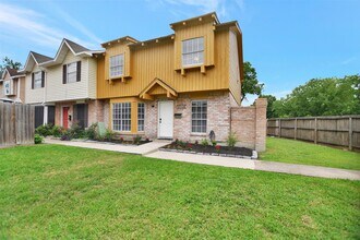 3826 Willow Springs Ln in Houston, TX - Building Photo - Building Photo