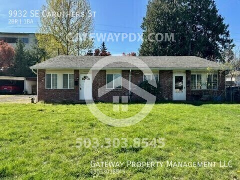 9932 SE Caruthers St in Portland, OR - Building Photo
