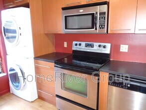 1384 NW 97th Terrace in Pembroke Pines, FL - Building Photo - Building Photo