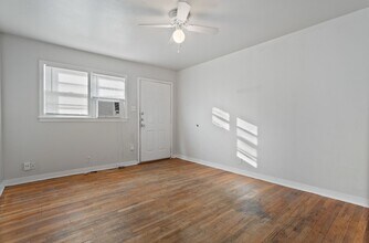 1924 26th St in Lubbock, TX - Building Photo - Building Photo