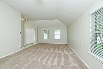 104 Windmill Cir in Leander, TX - Building Photo - Building Photo